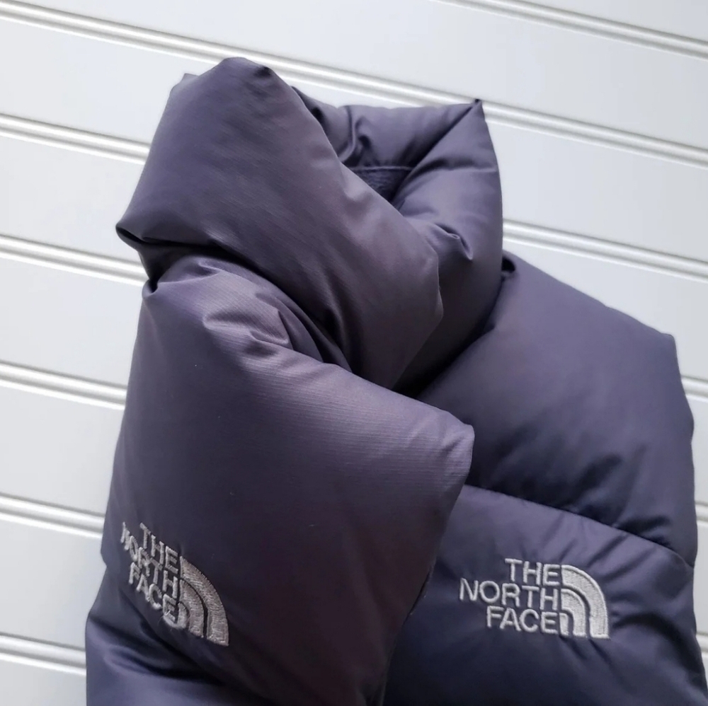 The North Face Puff Vest - Picture 3 of 5